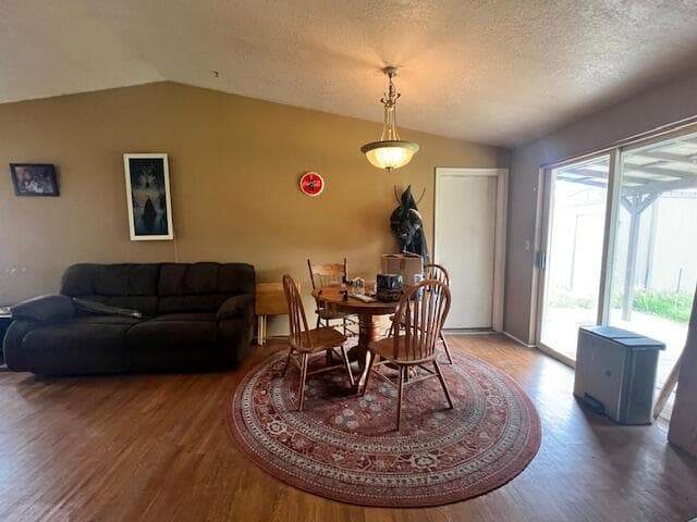 Photo of 3205 SW Pumice Avenue 6 of 23