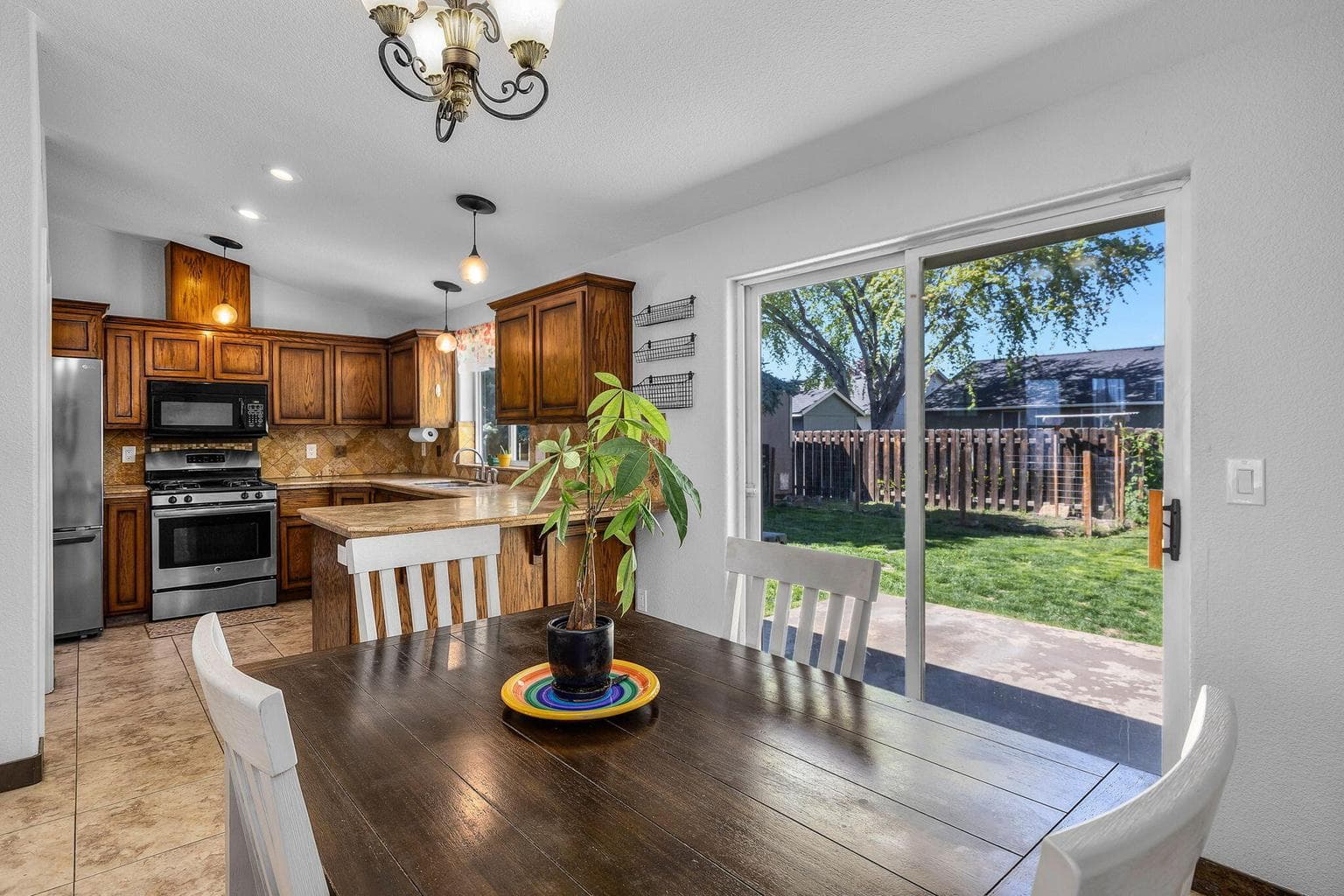Photo of 755 NE Negus Place 9 of 31