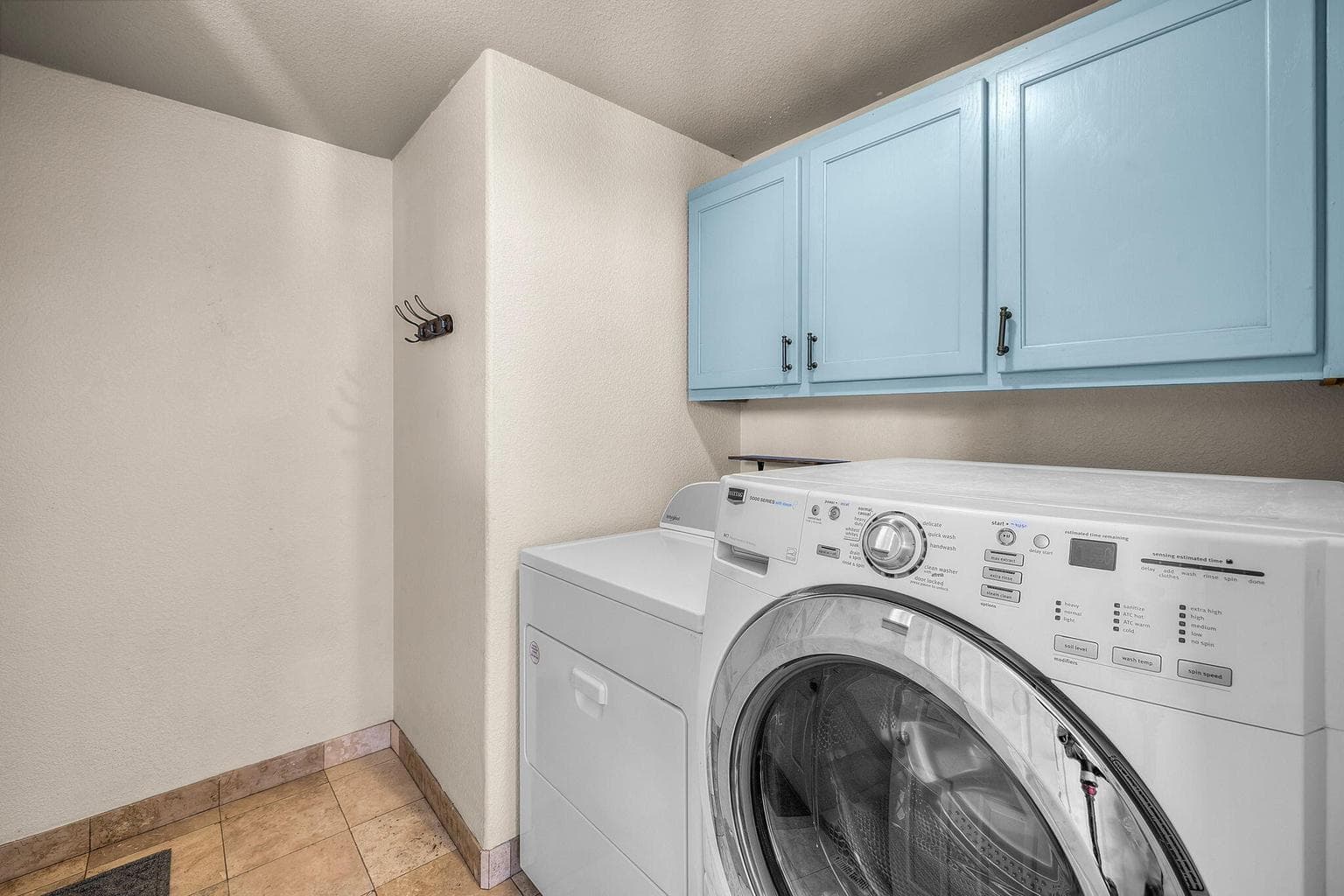 Photo of 755 NE Negus Place 22 of 31