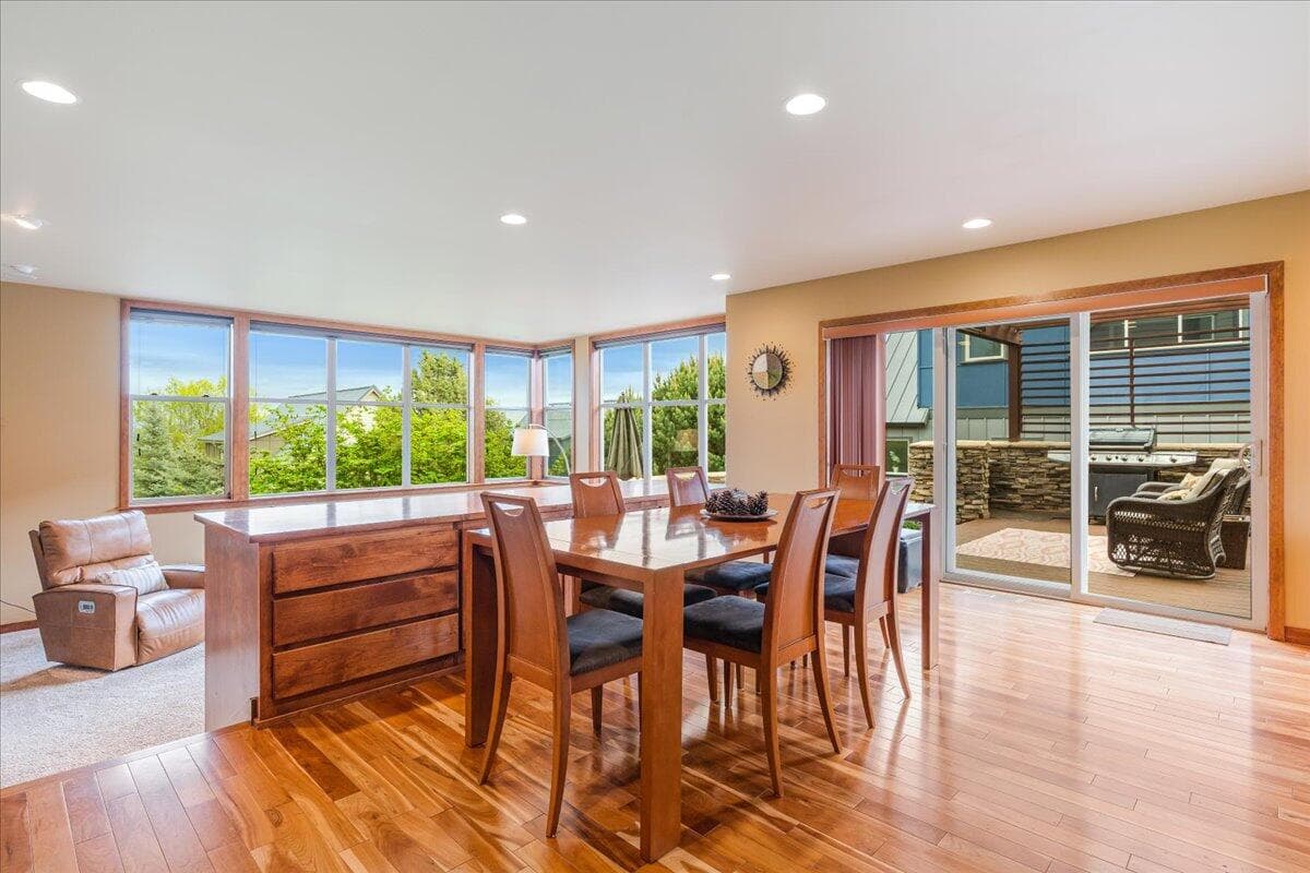 Photo of 202 Presidio Park Lane 9 of 37