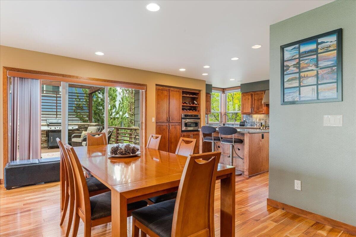 Photo of 202 Presidio Park Lane 10 of 37