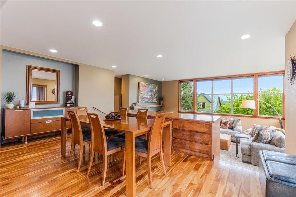 Photo of 202 Presidio Park Lane 11 of 37