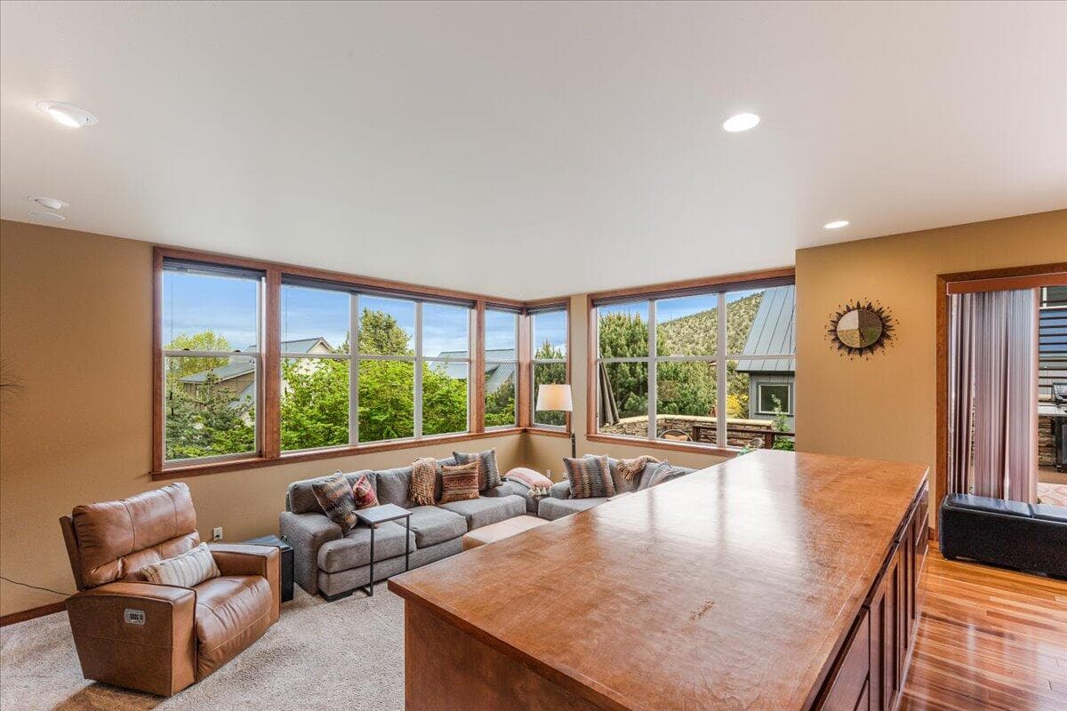 Photo of 202 Presidio Park Lane 8 of 37