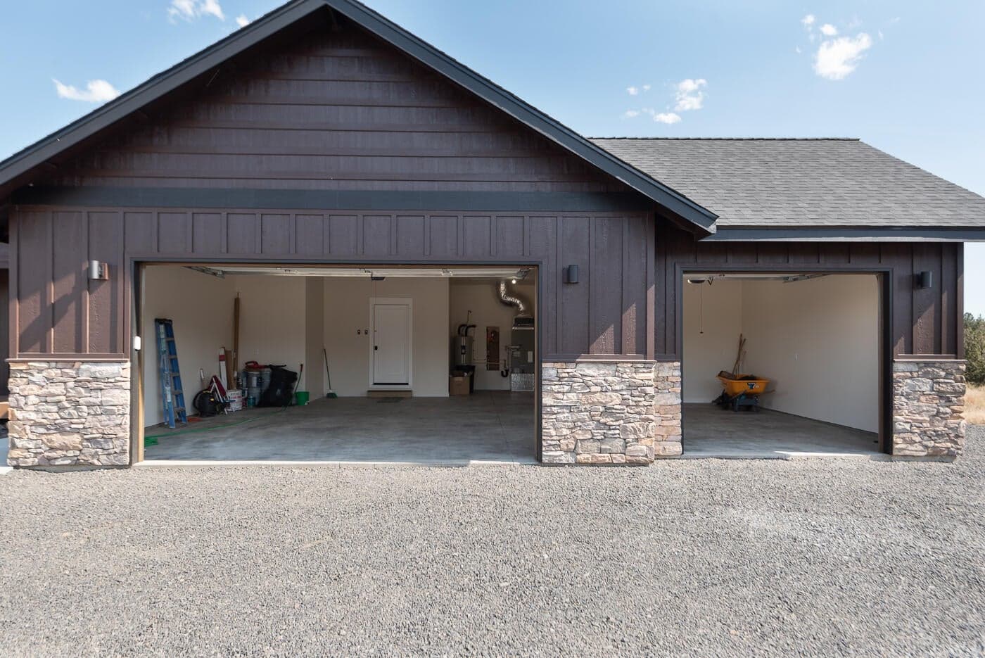 Photo of 1492 SE Texas Circle 9 of 40