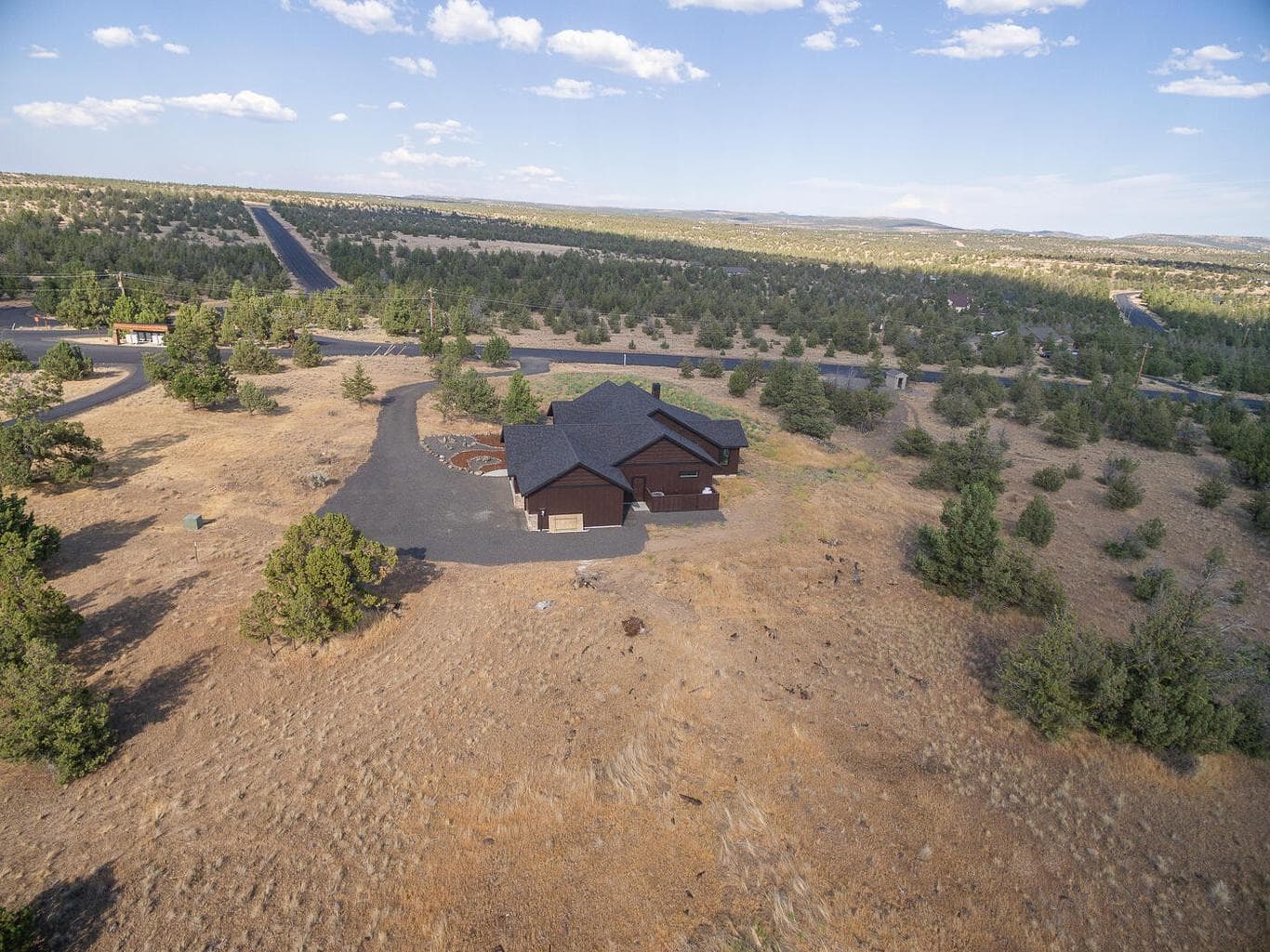 Photo of 1492 SE Texas Circle 37 of 40
