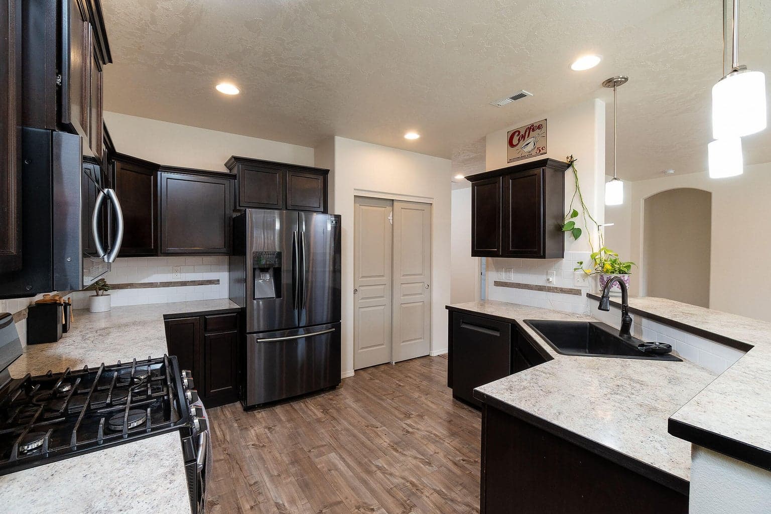 Photo of 3650 SW Pumice Place 6 of 24