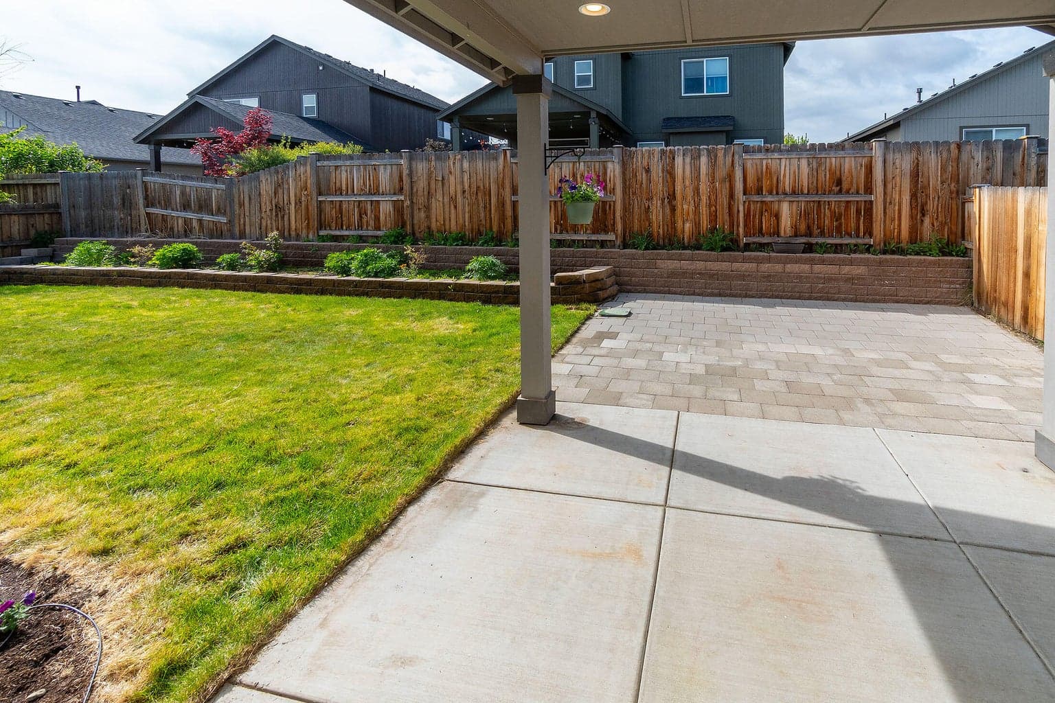 Photo of 3650 SW Pumice Place 17 of 24