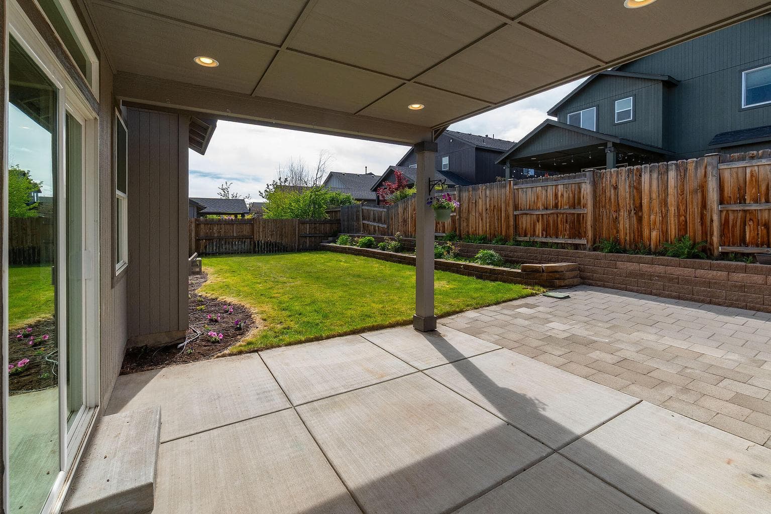 Photo of 3650 SW Pumice Place 18 of 24