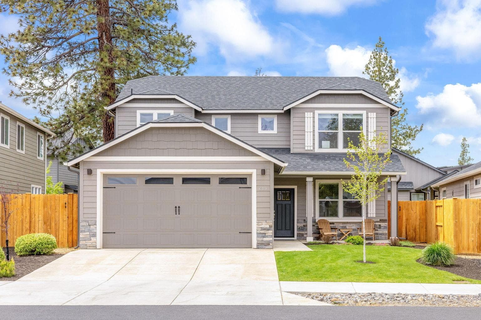 Photo of 619 Willitts 1 of 46