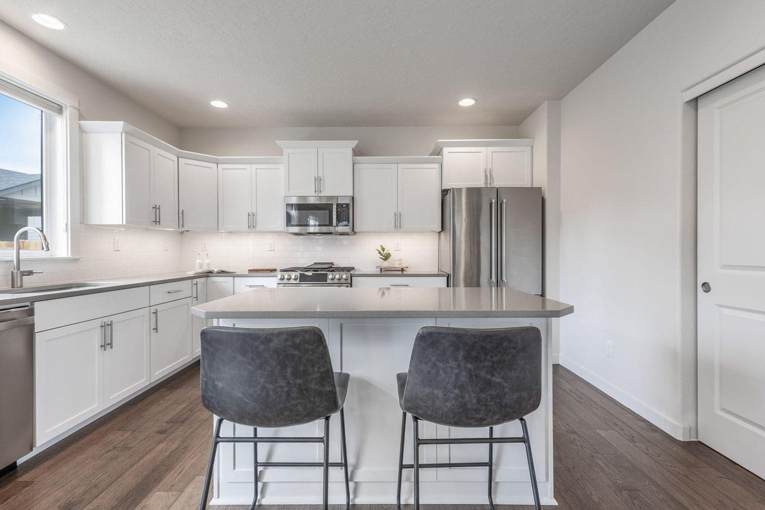 Photo of 619 N Willitts Street 17 of 46