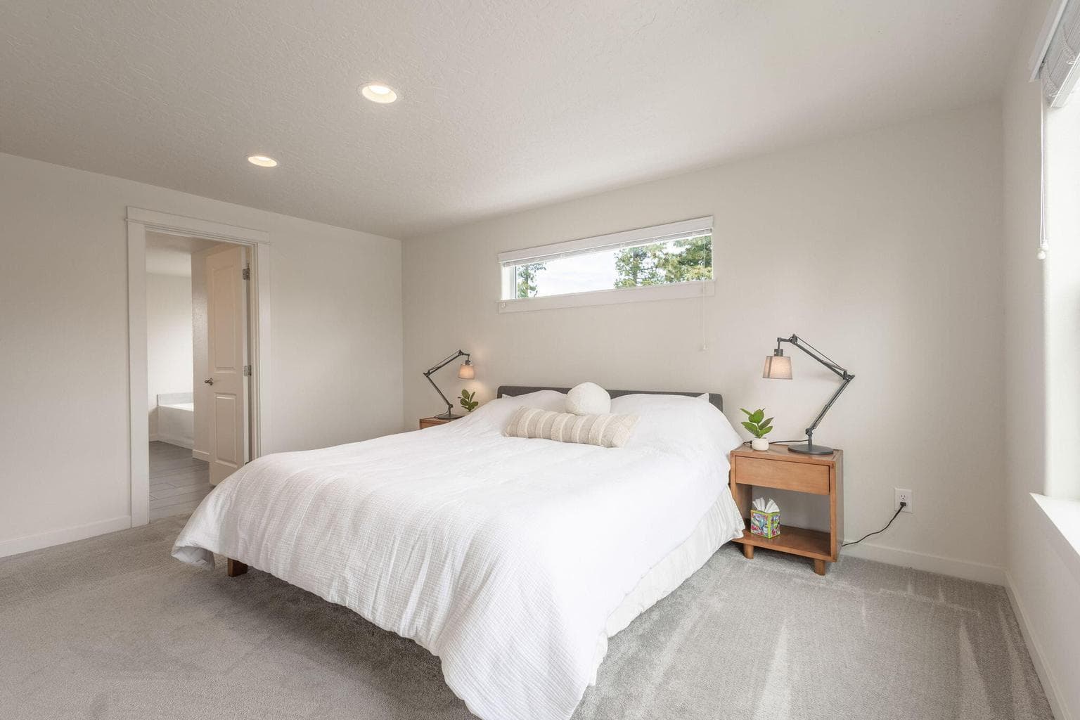 Photo of 619 N Willitts Street 28 of 46