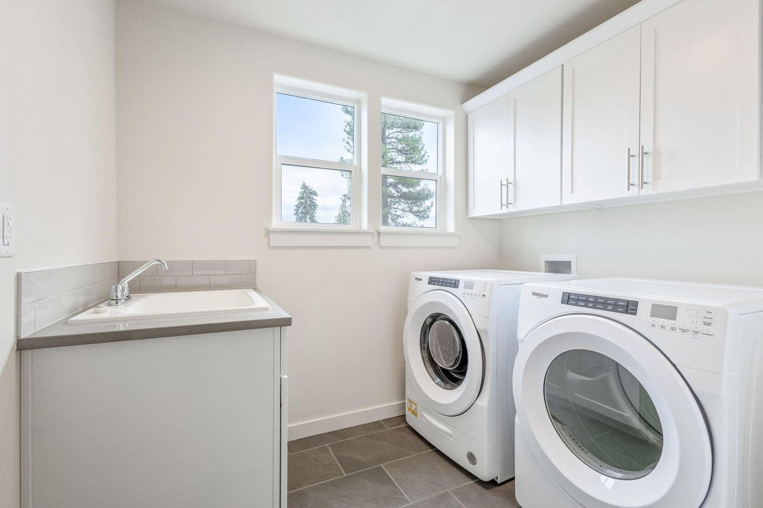 Photo of 619 N Willitts Street 33 of 46
