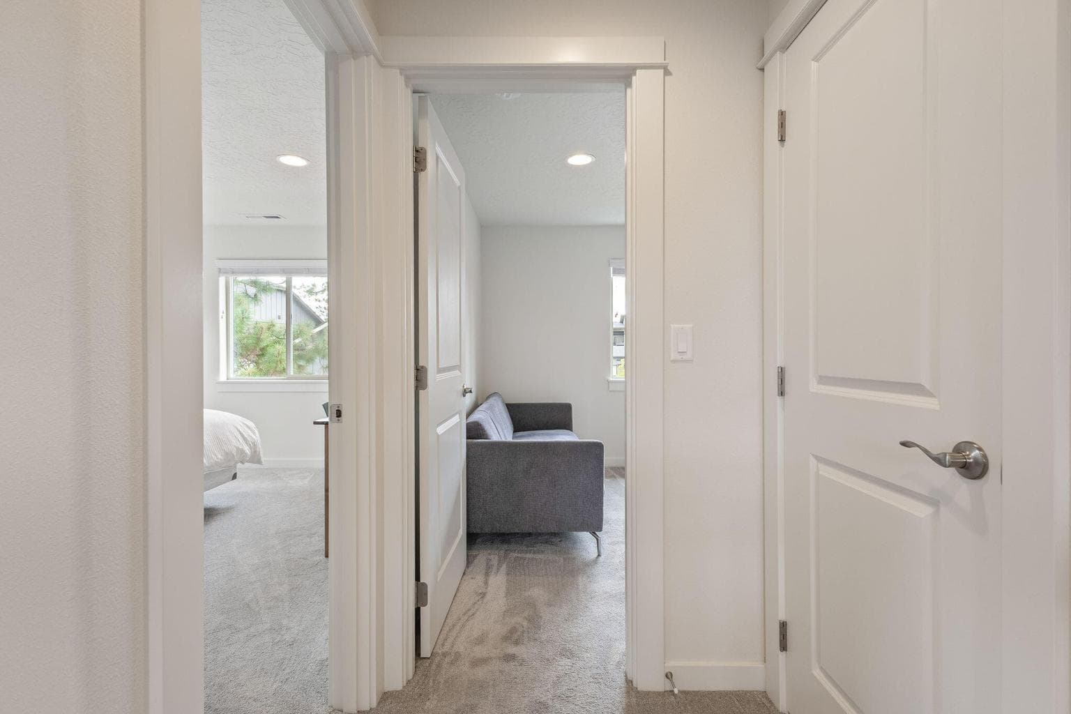 Photo of 619 N Willitts Street 34 of 46