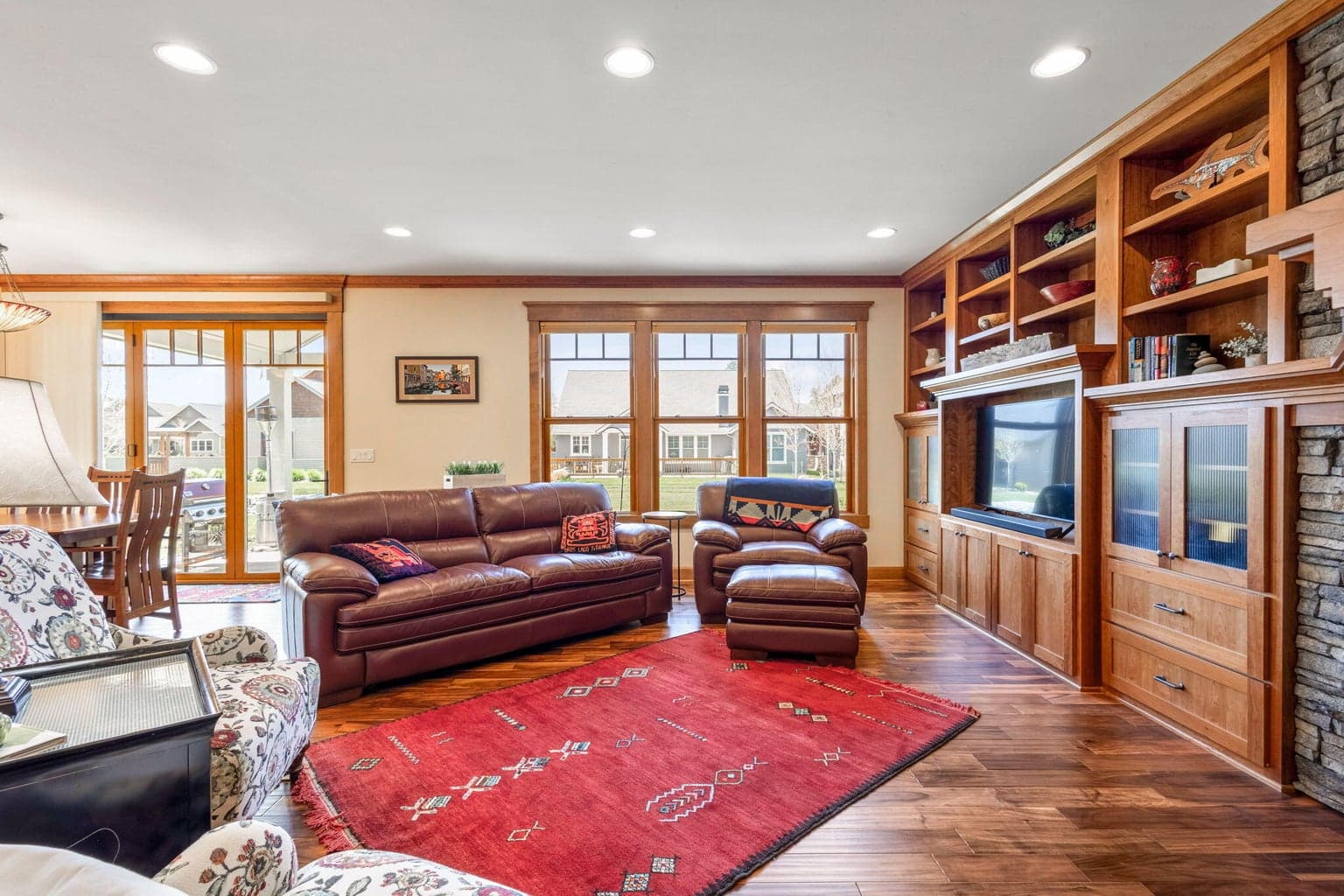 Photo of 549 S Birch Street 8 of 48