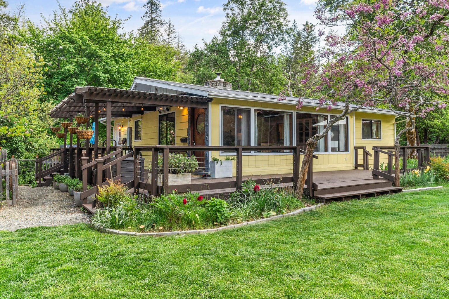 Photo of 3479 Thompson Creek 2 of 67
