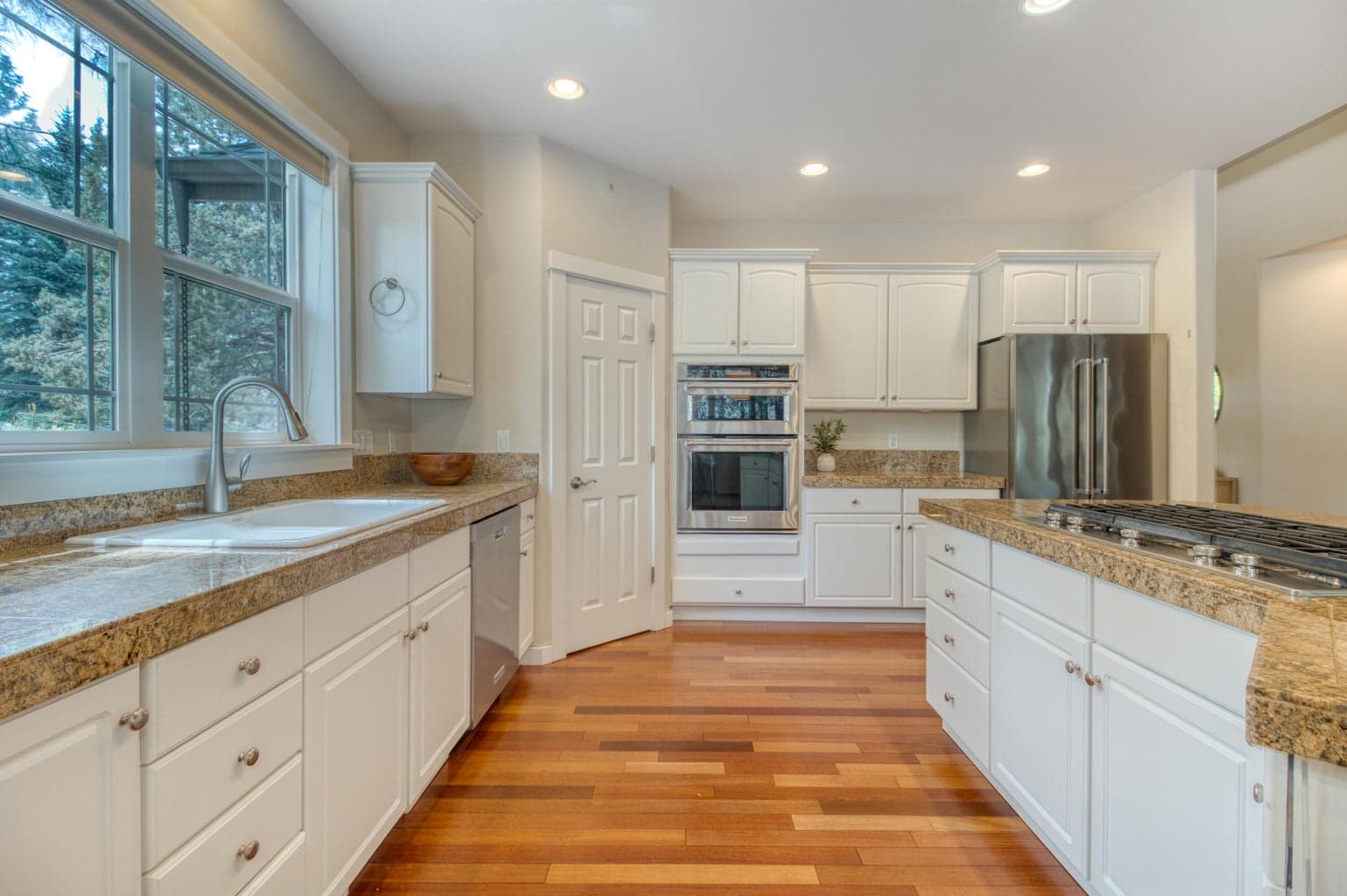 Photo of 3290 NW Massey Drive 8 of 25