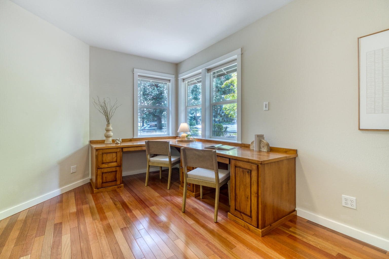 Photo of 3290 NW Massey Drive 12 of 25