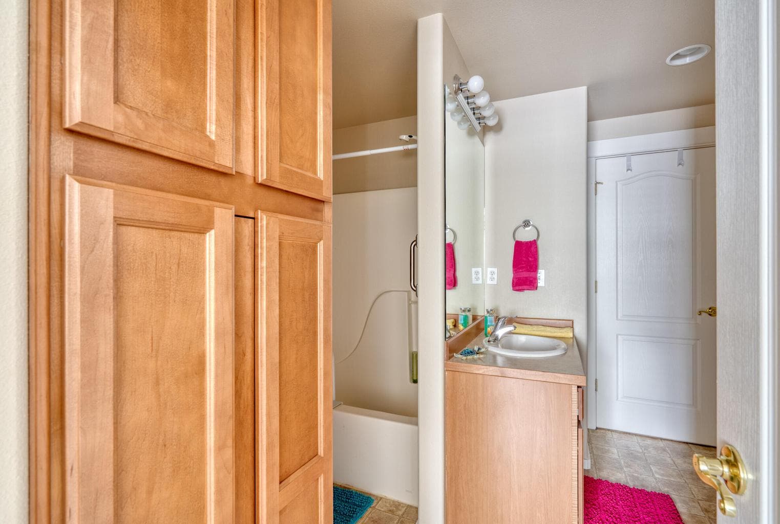 Photo of 3810 SW 30th Court SW 27 of 30