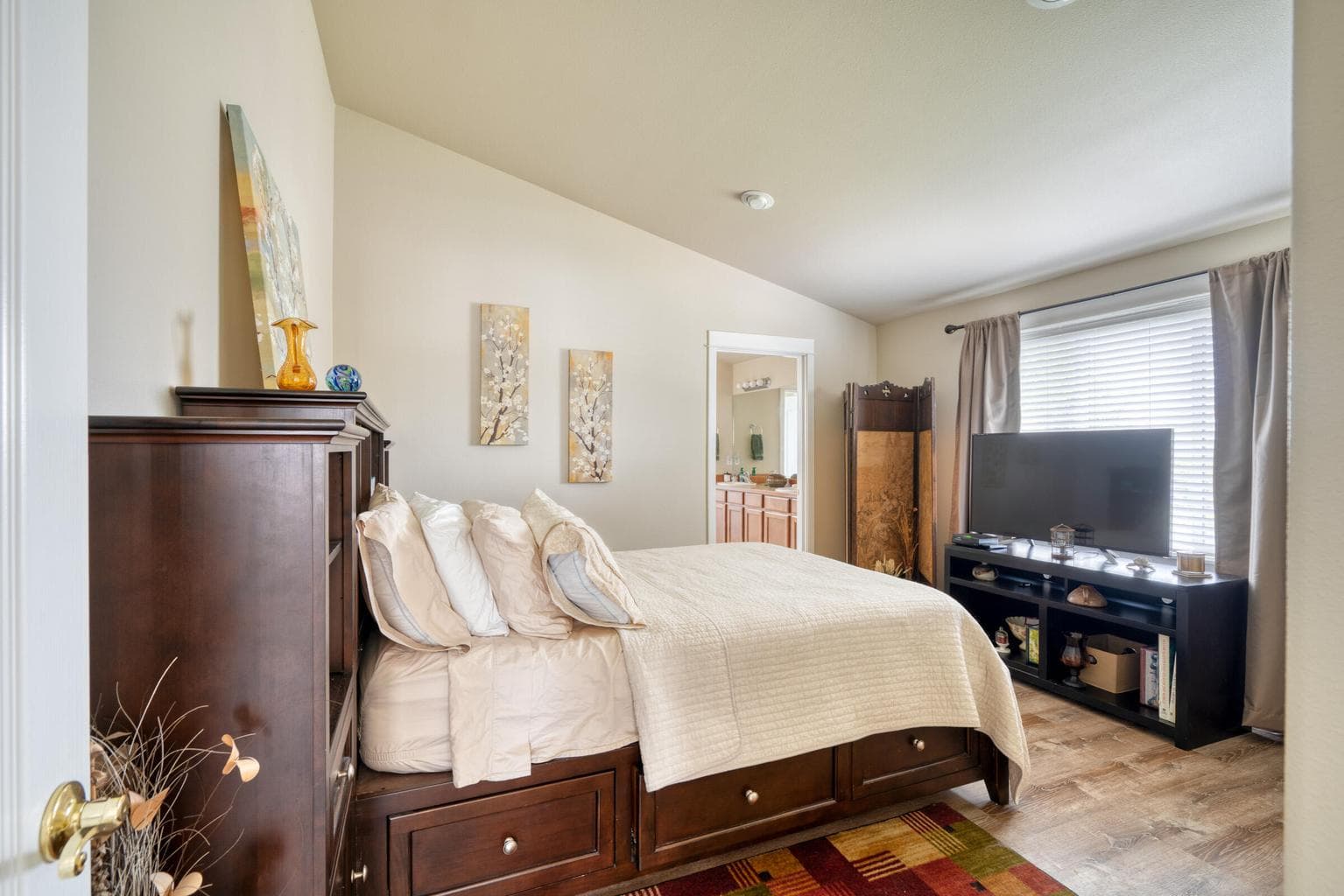 Photo of 3810 SW 30th Court SW 18 of 30