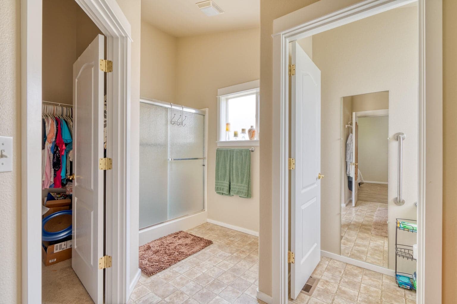 Photo of 3810 SW 30th Court SW 22 of 30