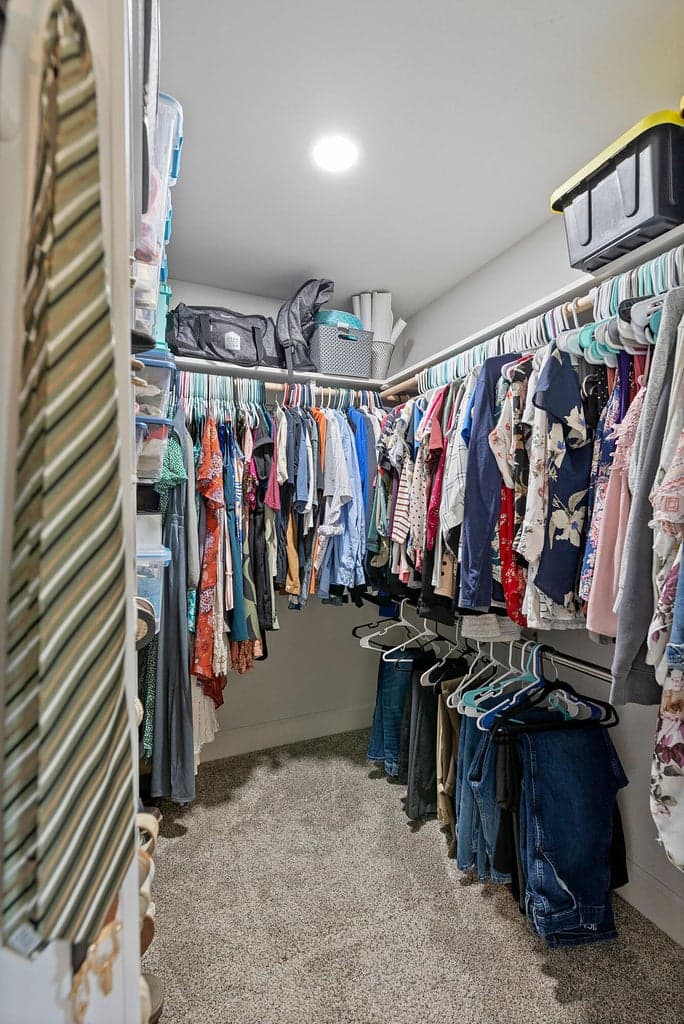 Walk in Closet