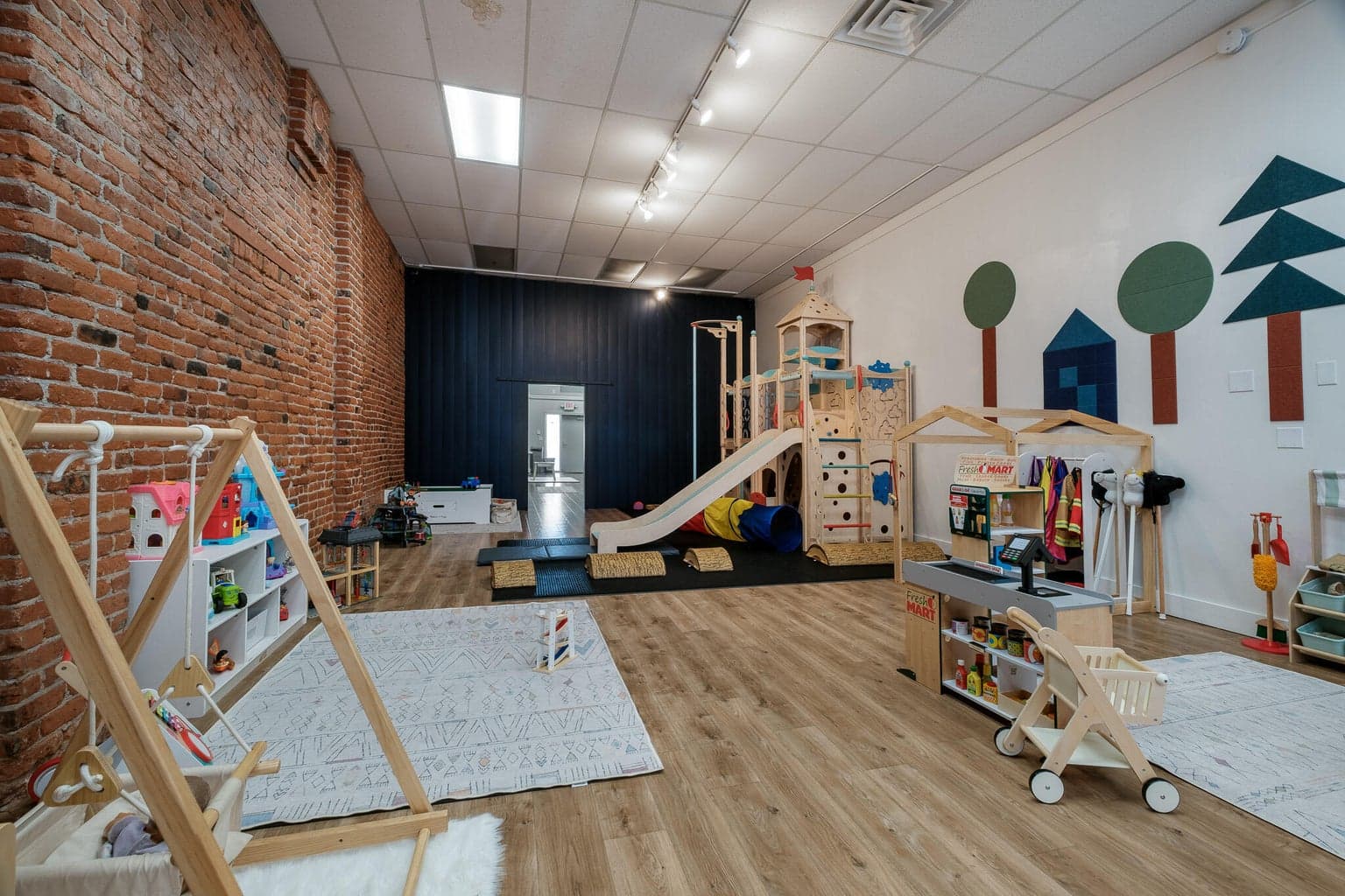 Photo of 522 SW 6th Street 8 of 16