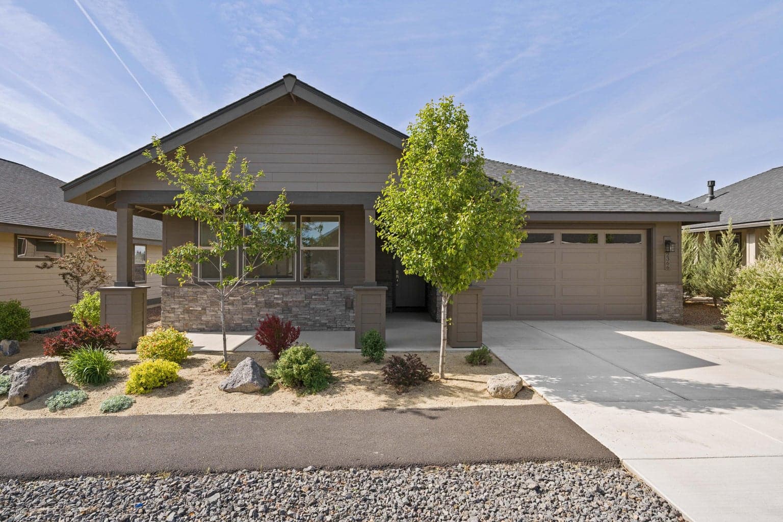 2366 Redwood