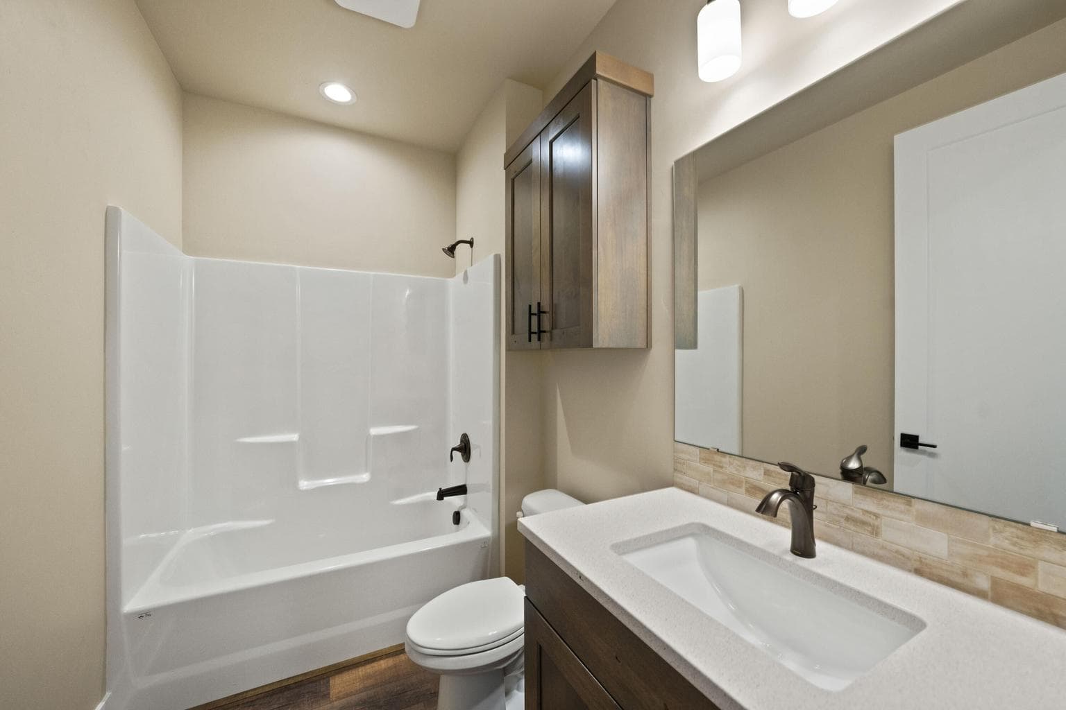 Photo of 2628 NW Redwood Circle 31 of 36