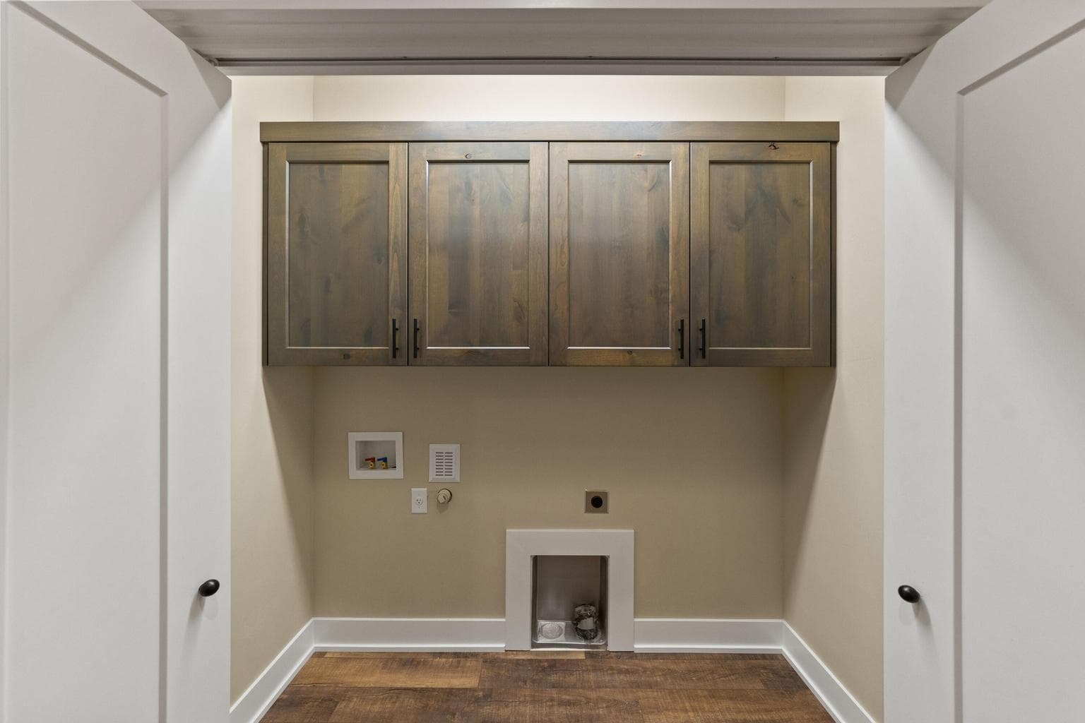 Photo of 2628 NW Redwood Circle 32 of 36