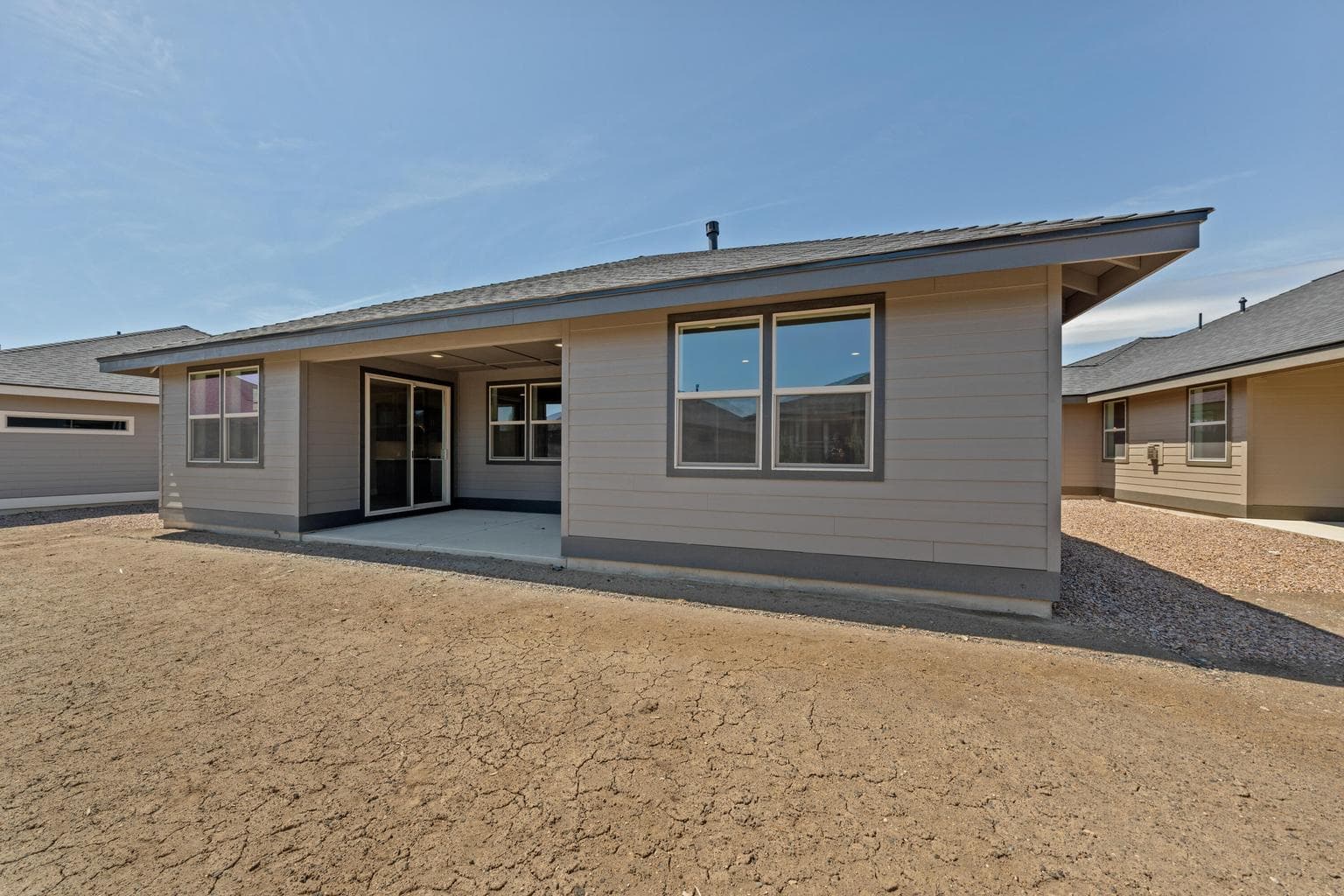 Photo of 2622 Redwood 4 of 38