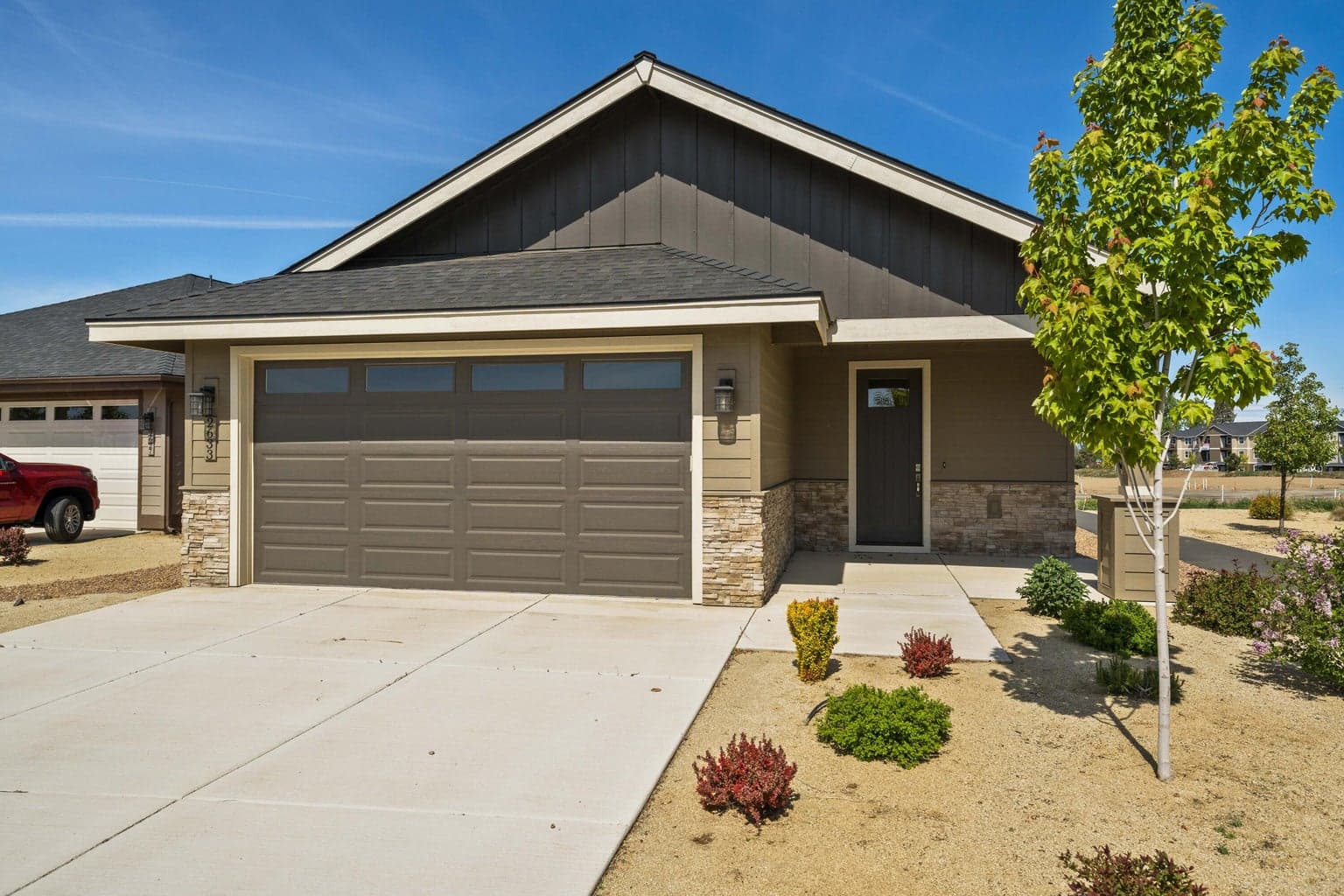 Photo of 2633 Redwood 3 of 34