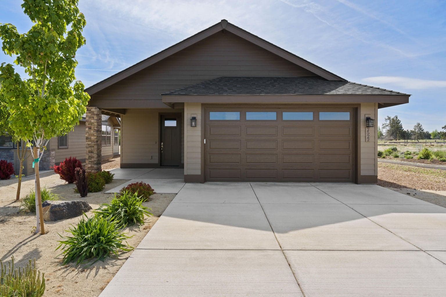 Photo of 2522 Redwood 2 of 31