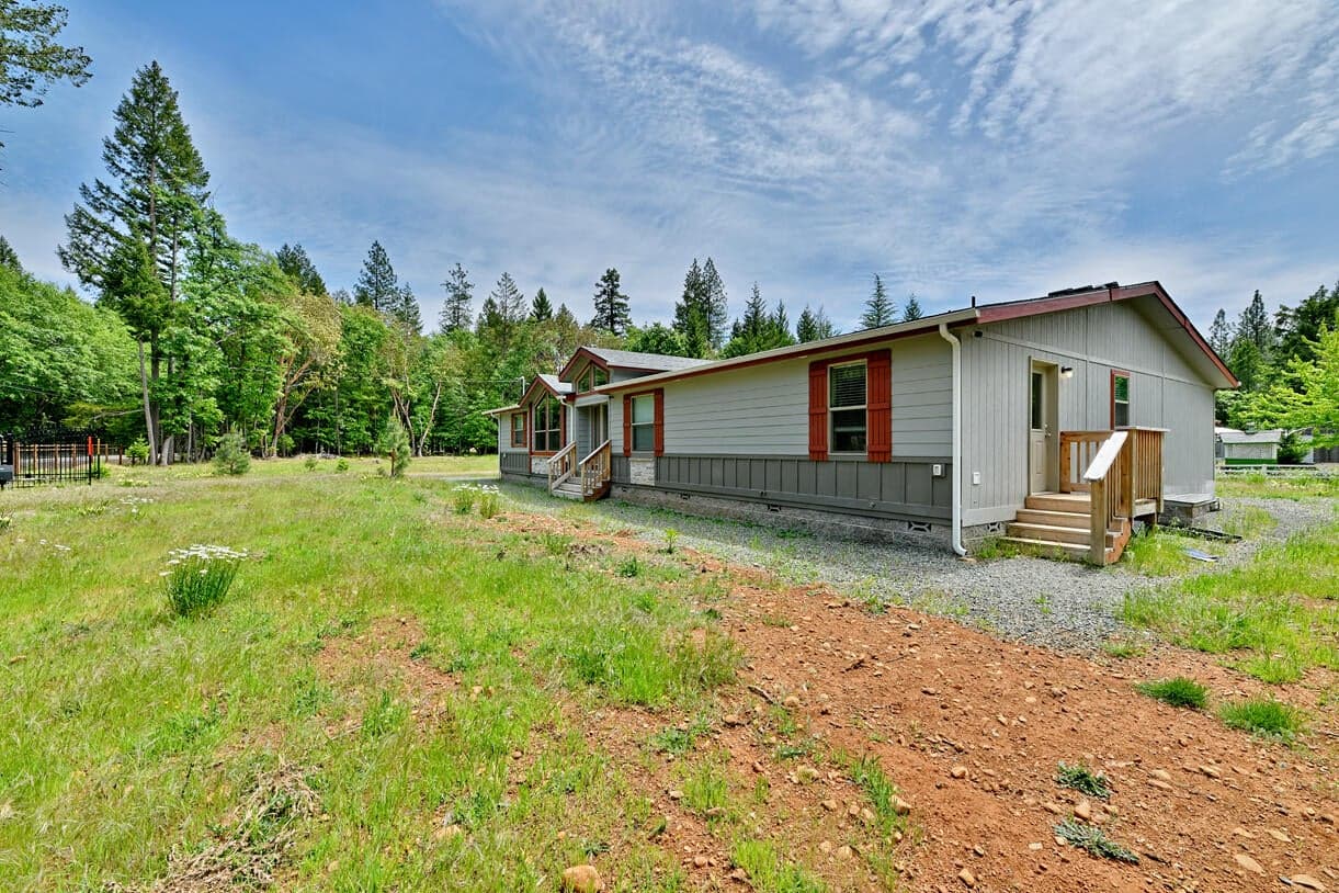 Photo of 261 White Oak 5 of 59