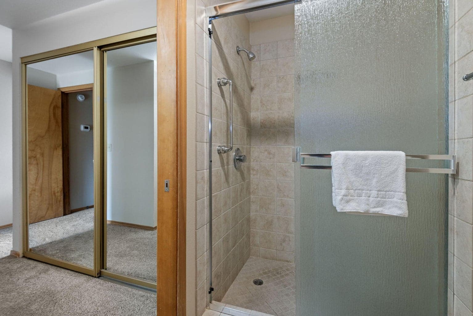 Photo of 57379 Lake Aspen Court 10 of 23
