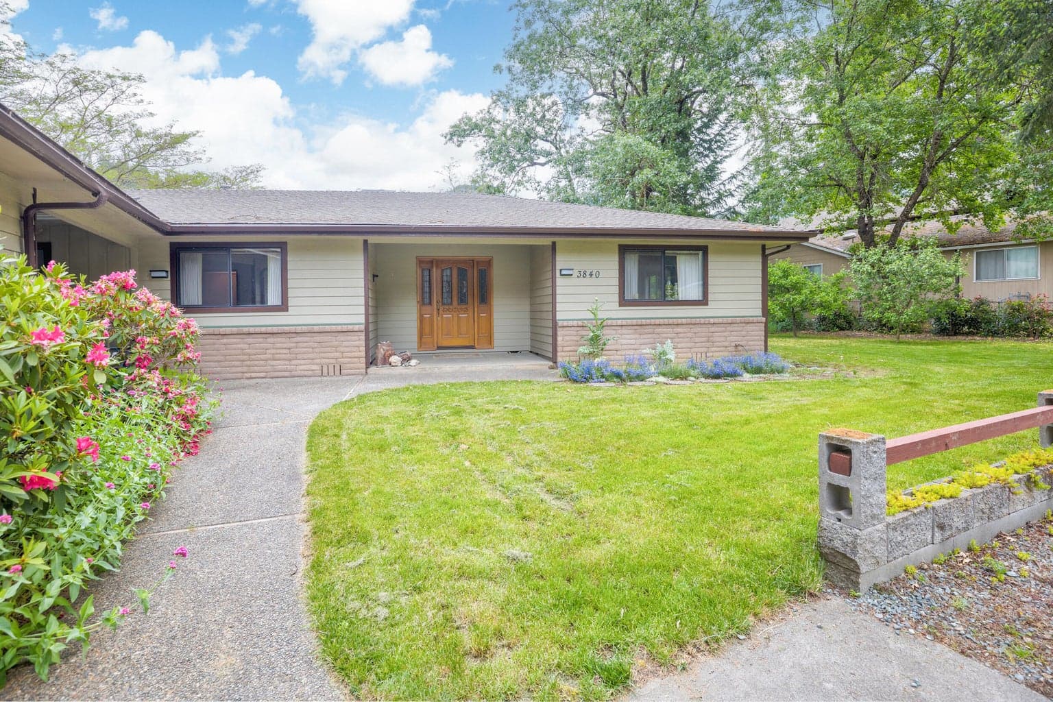 3840 Almar