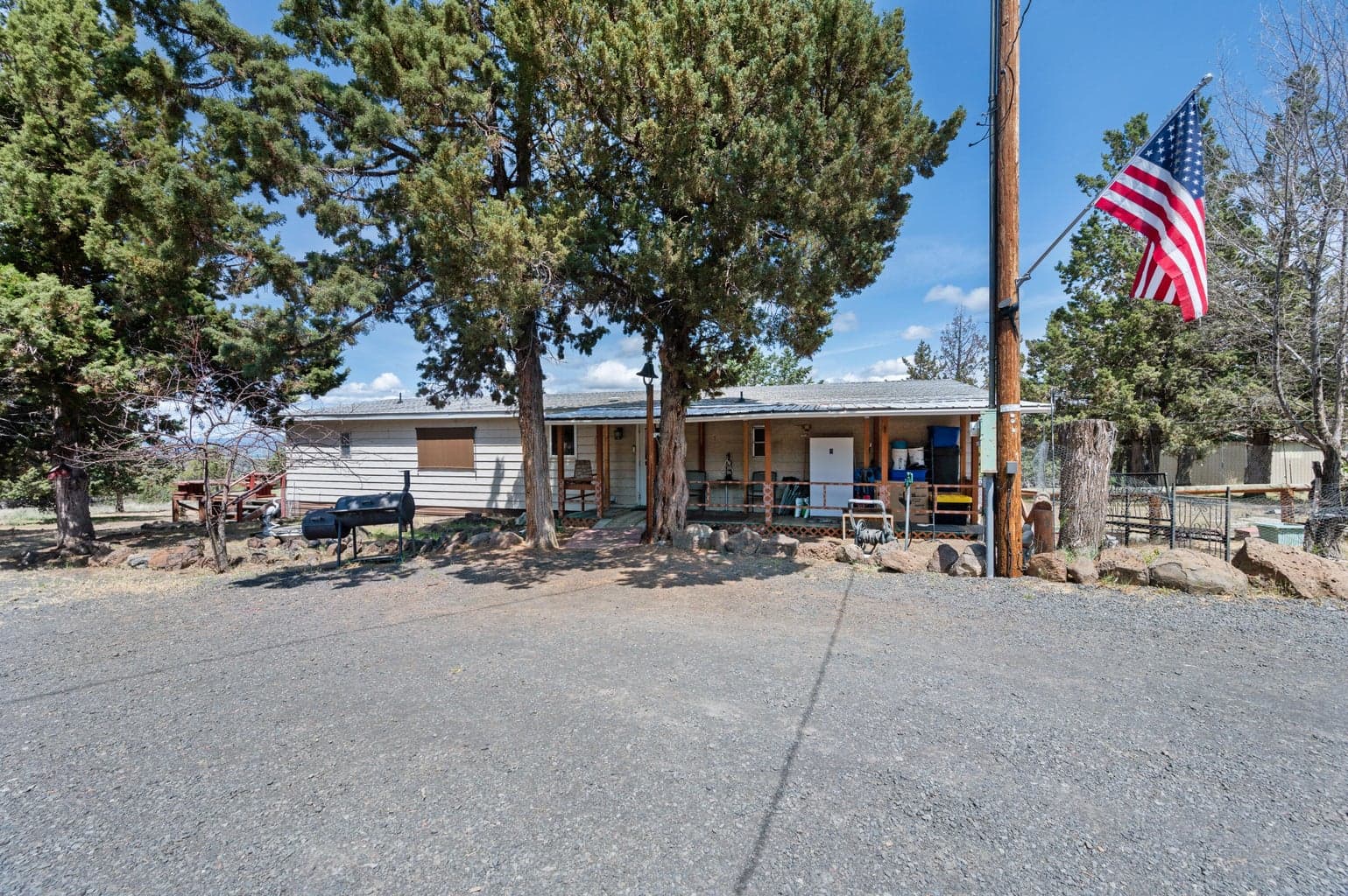 Photo of 791 Akins 1 of 45