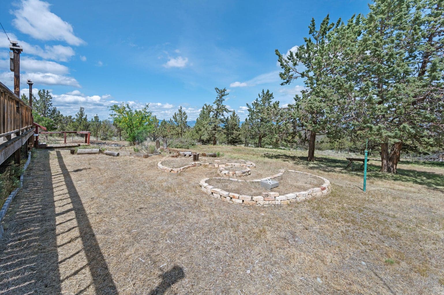 Photo of 791 SE Akins Drive 25 of 45