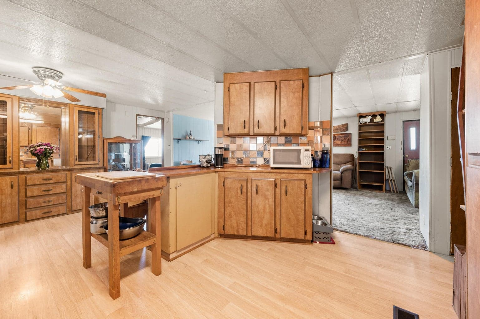 Photo of 791 SE Akins Drive 11 of 45