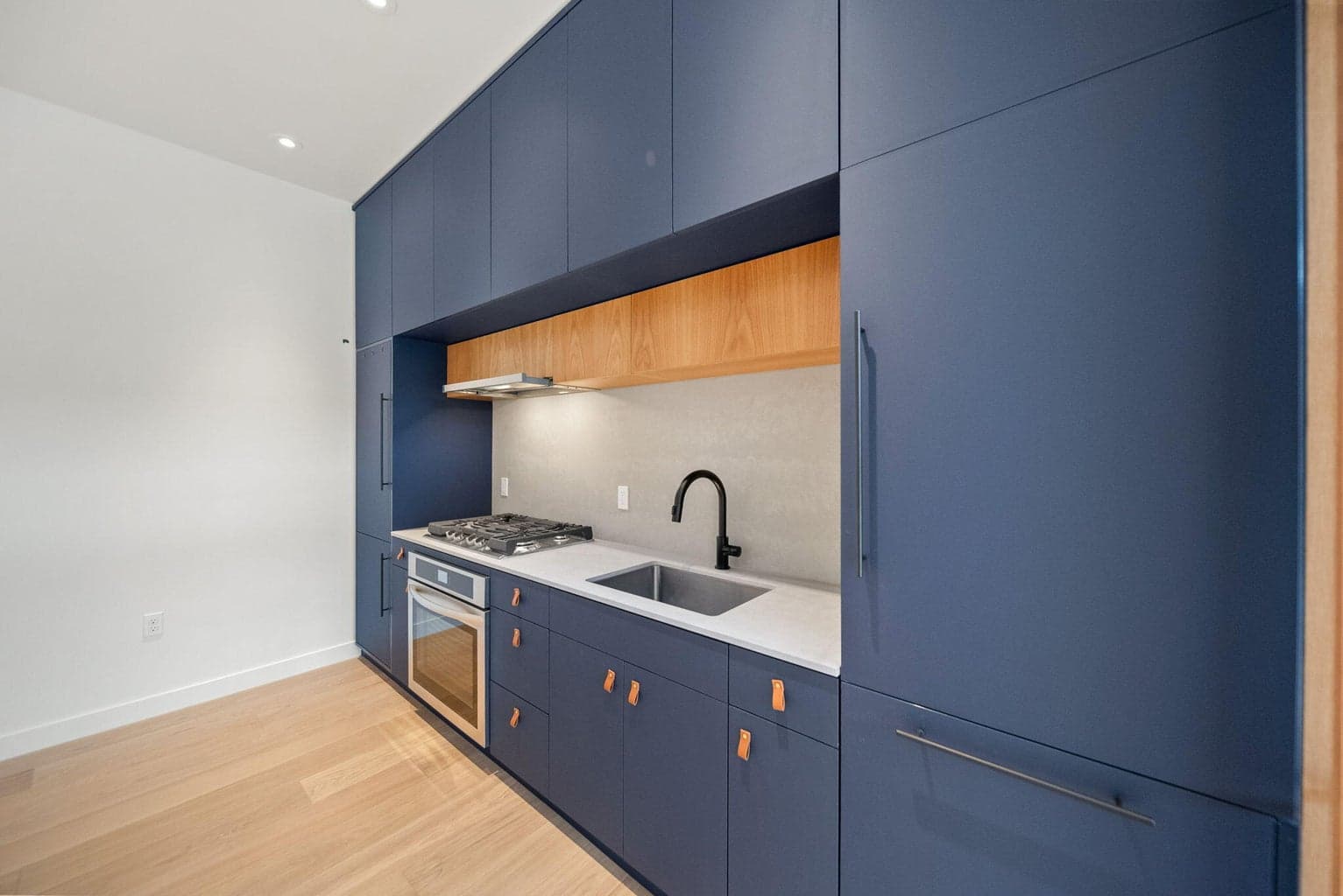 Photo of 2745 NW Ordway Avenue 13 of 27