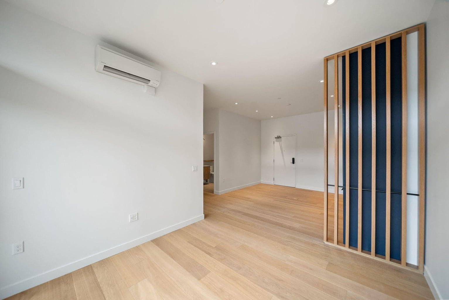 Photo of 2745 NW Ordway Avenue 16 of 27