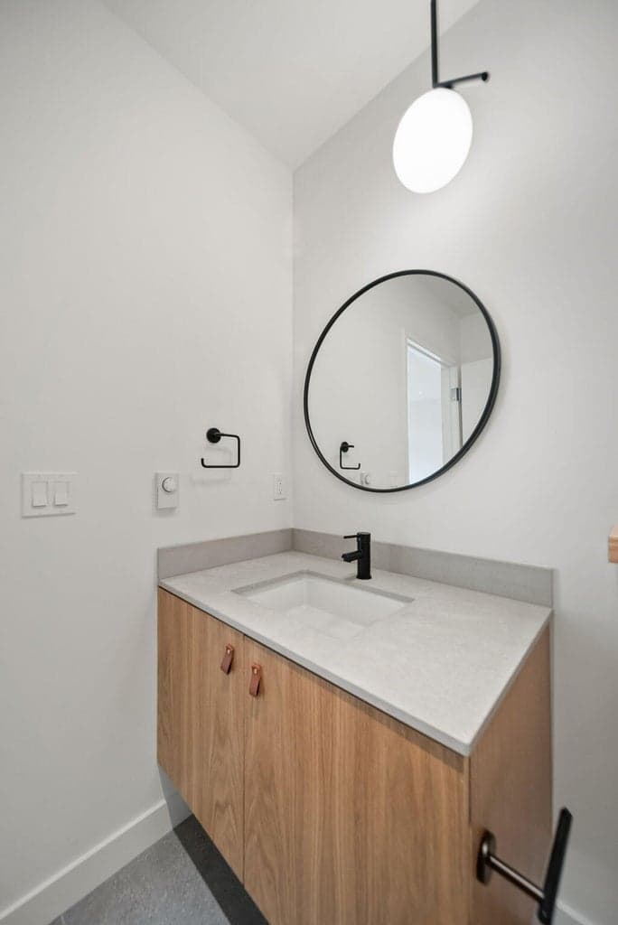 Photo of 2745 NW Ordway Avenue 19 of 27