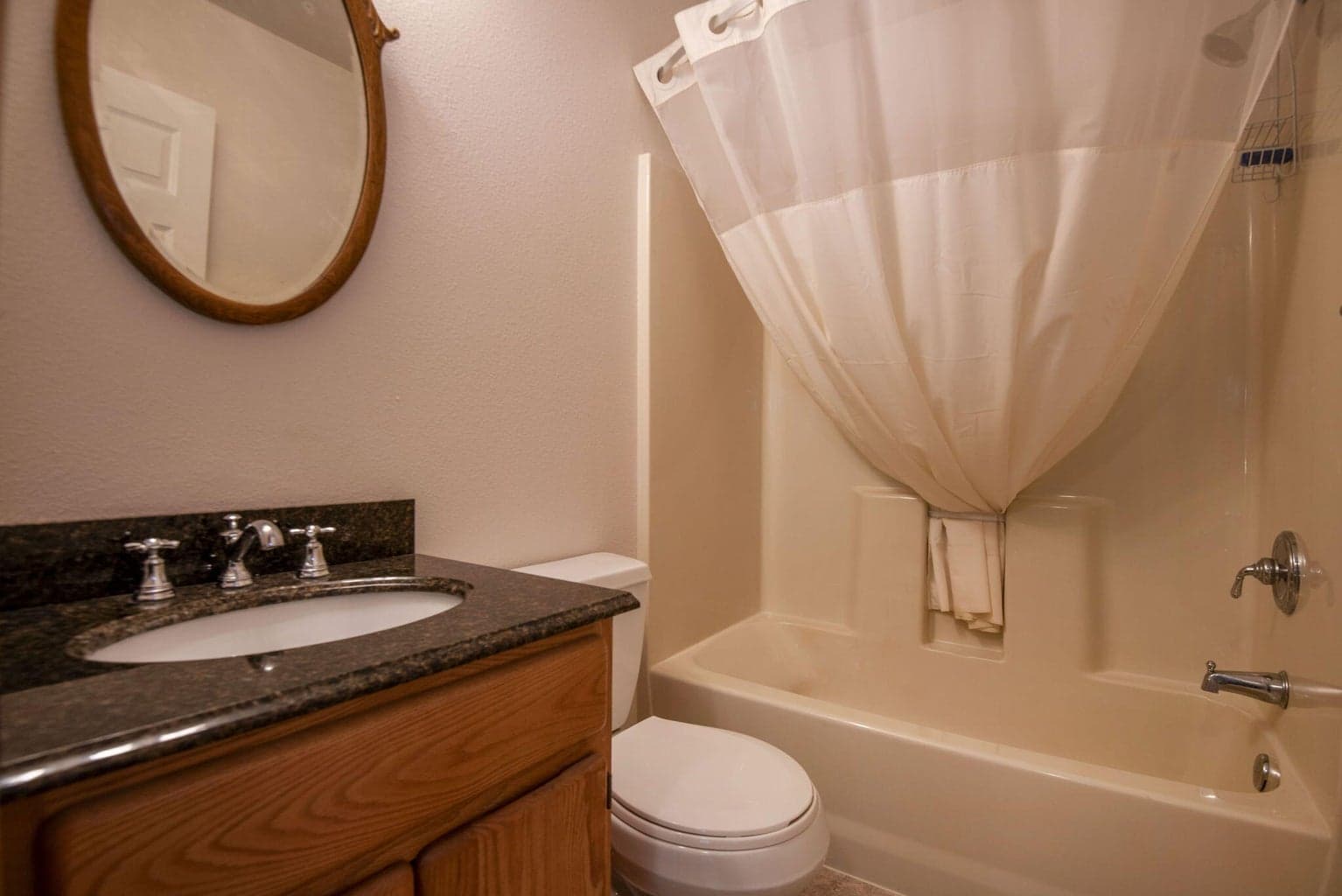 Photo of 16018 Park Drive 16 of 25