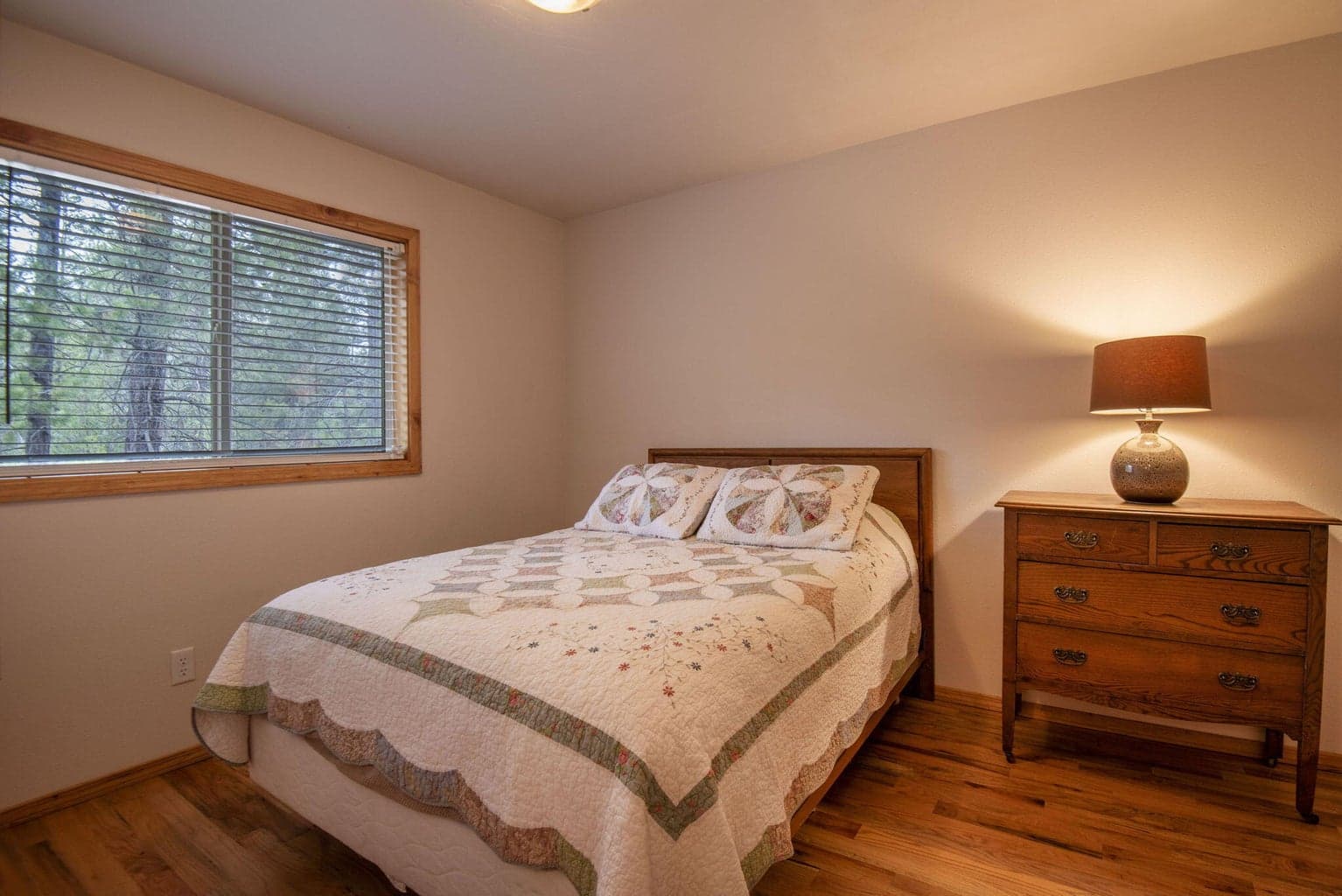 Photo of 16018 Park Drive 17 of 25