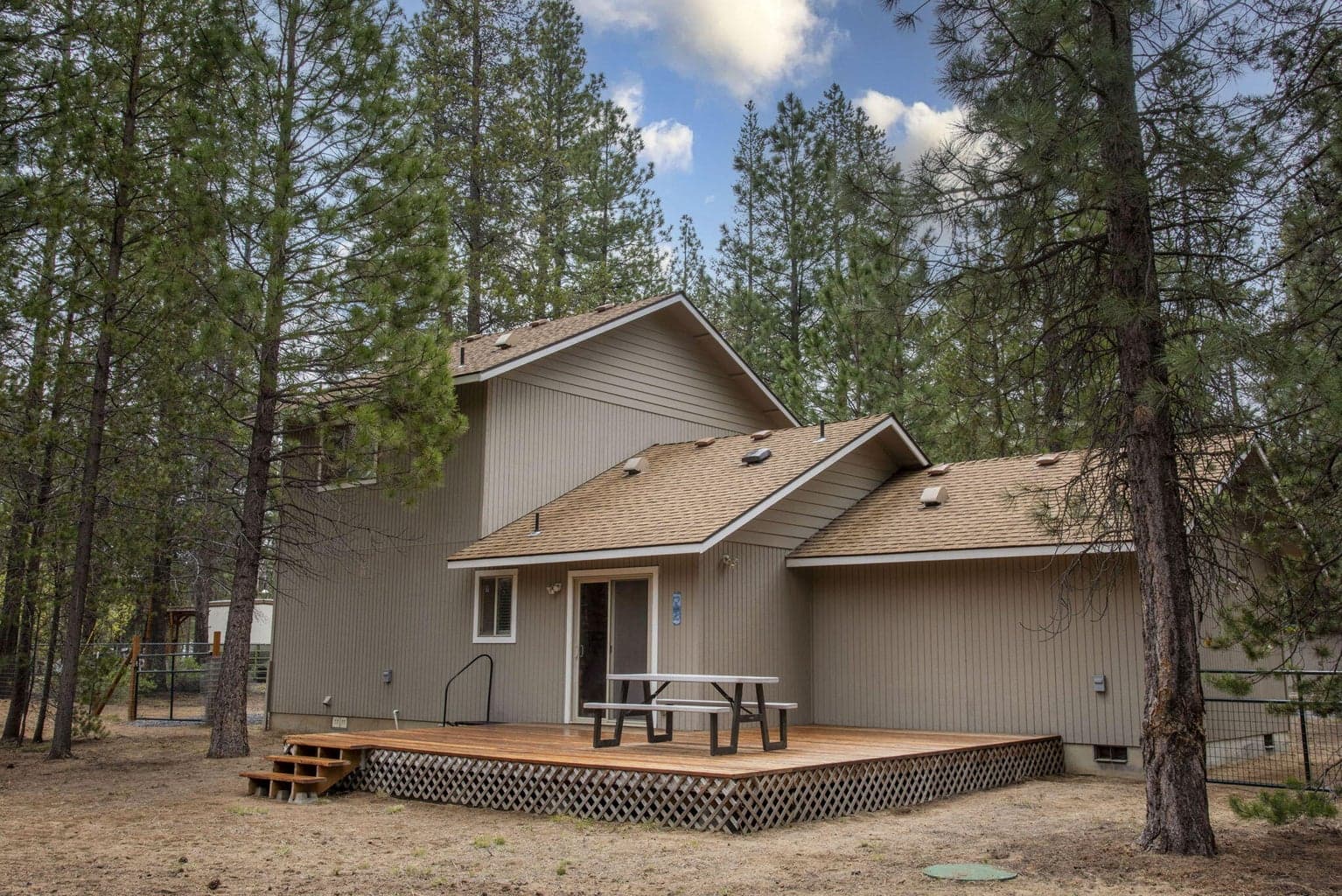 Photo of 16018 Park Drive 19 of 25