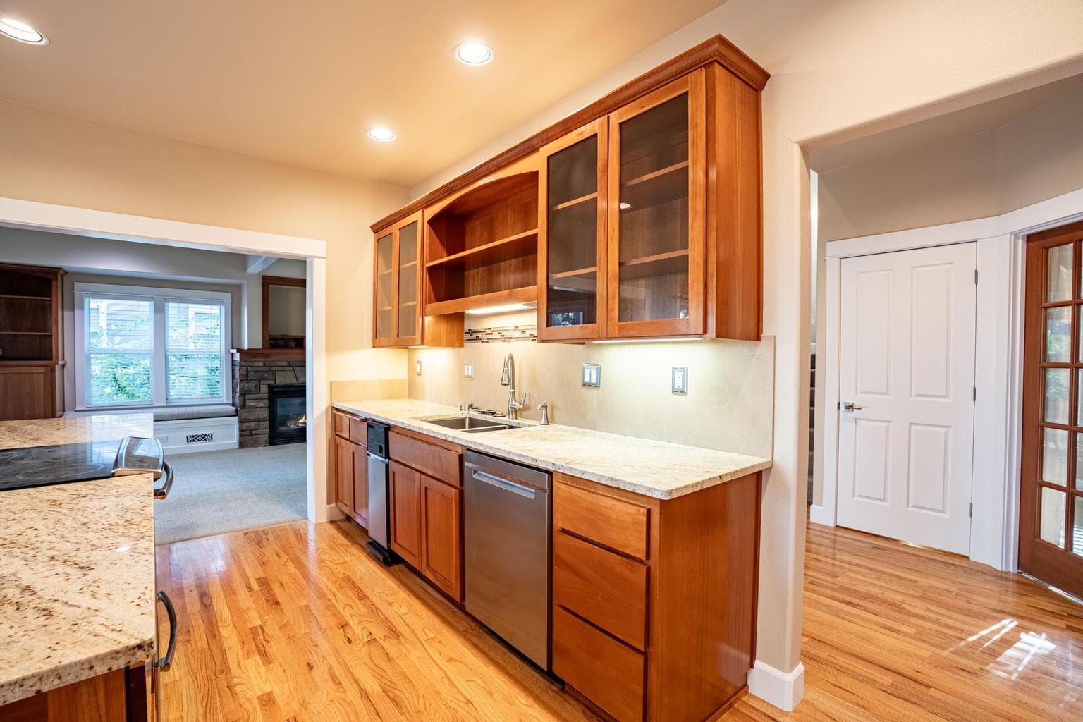 Photo of 160 NW 17th Street 18 of 68