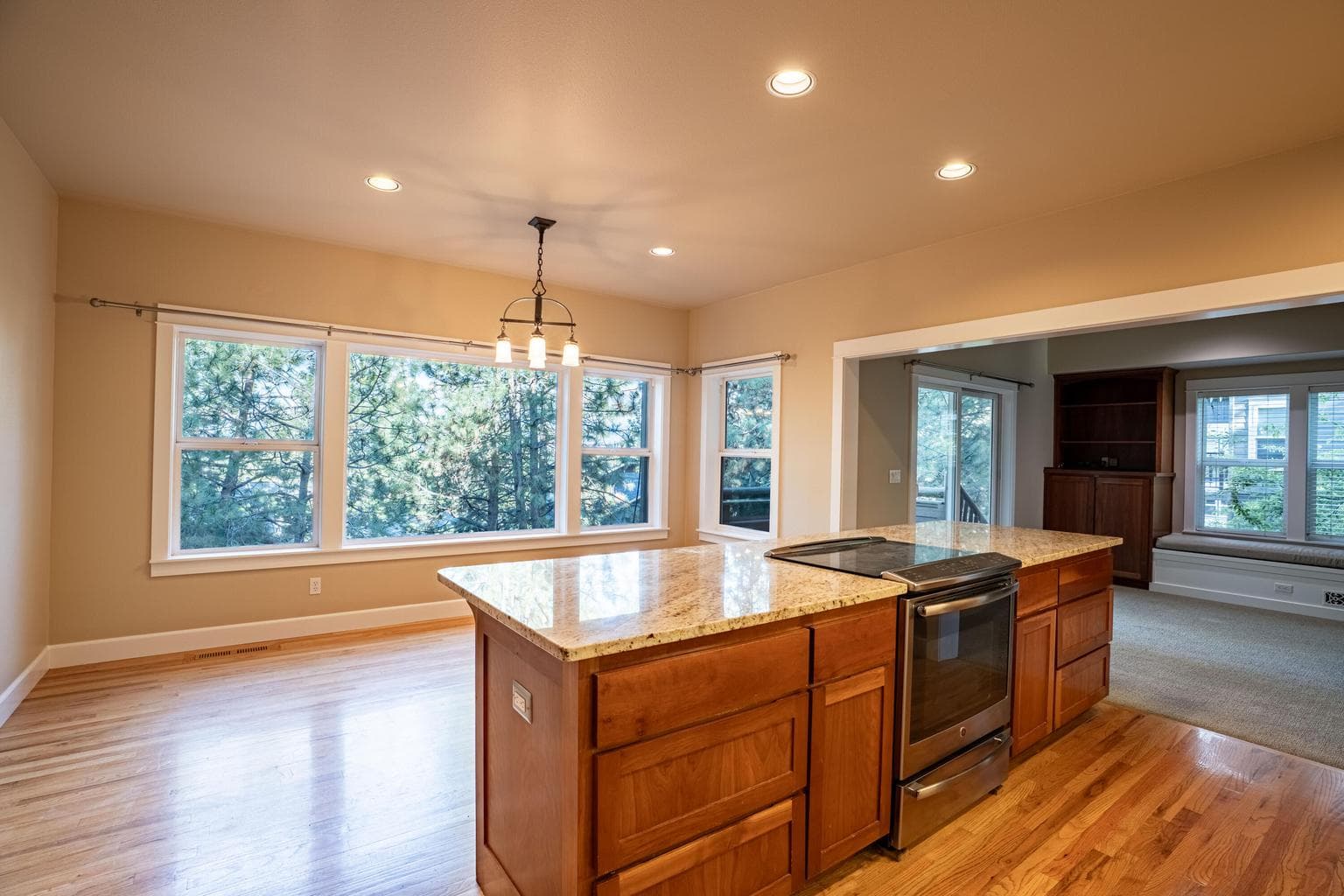 Photo of 160 NW 17th Street 19 of 68