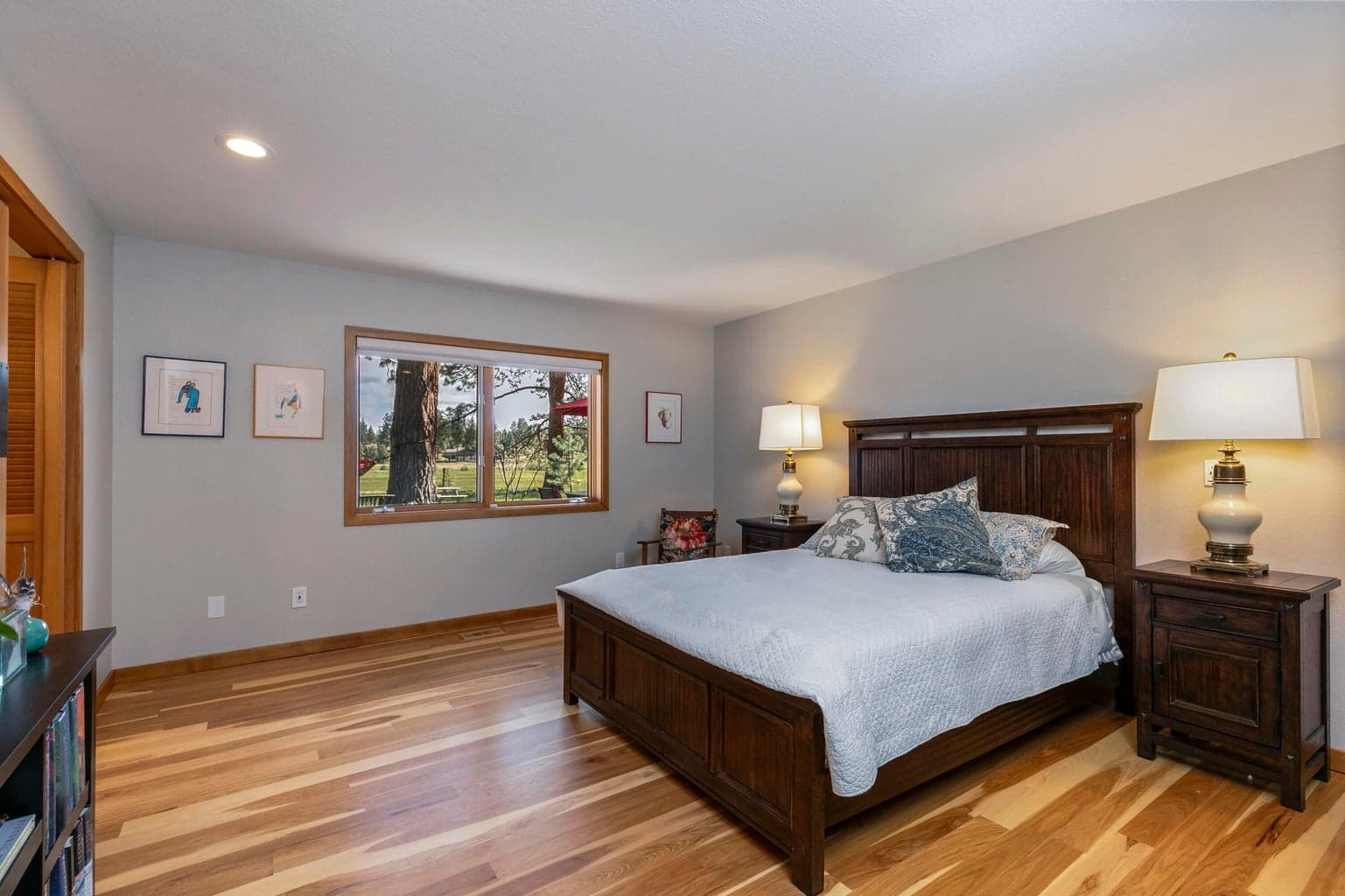 Photo of 15864 Blue Jay Way 23 of 41