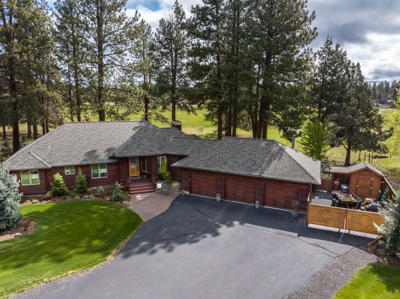 Photo of 15864 Blue Jay Way 33 of 41