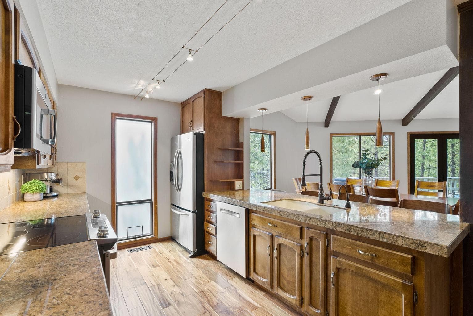 Photo of 17714 Sparks Lane 13 of 48