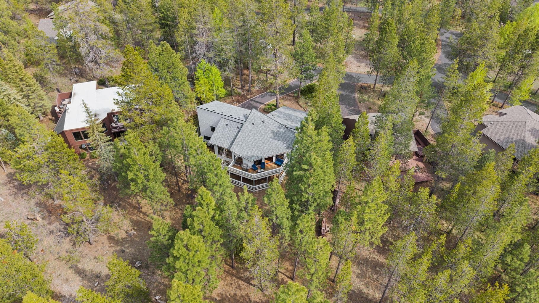 Photo of 17714 Sparks Lane 2 of 48